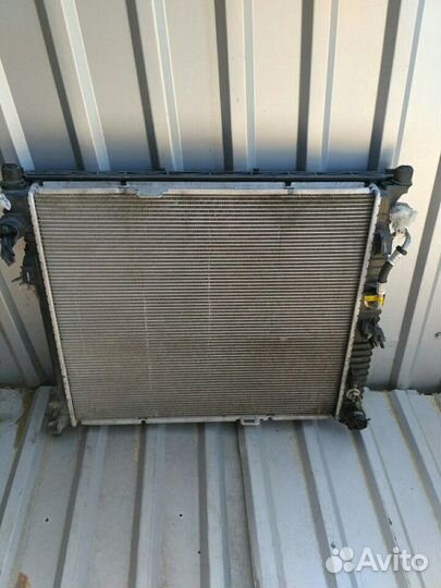 Радиатор основной Mercedes GL166 GL 350 cdi