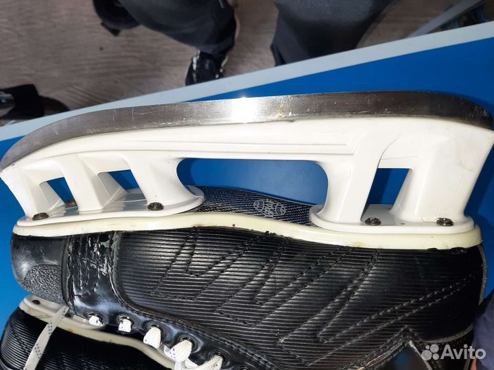 Коньки хоккейные graf 707