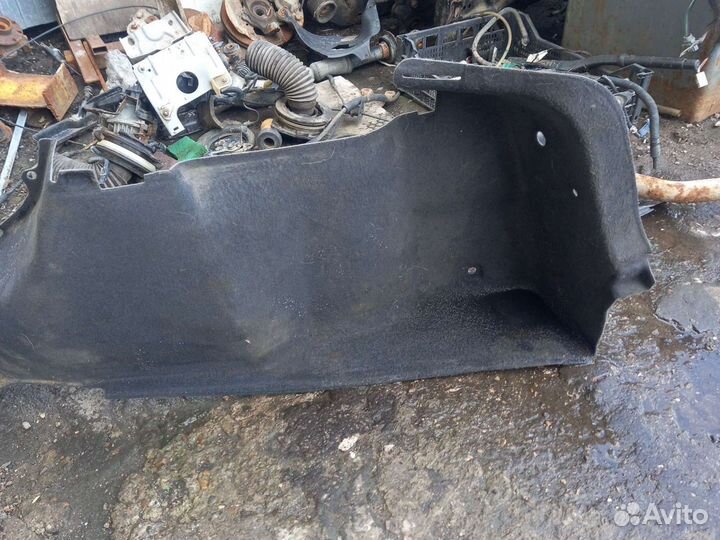 Рено лагуна 2 лифтбек- обшивка багажника