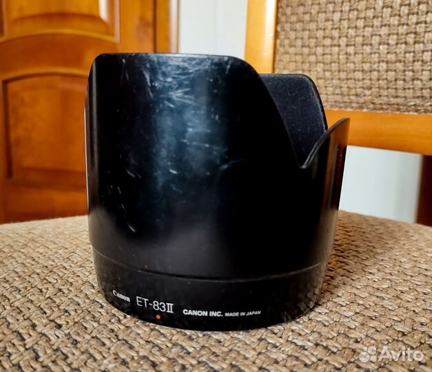 Оригинальная бленда Canon ET-83 II