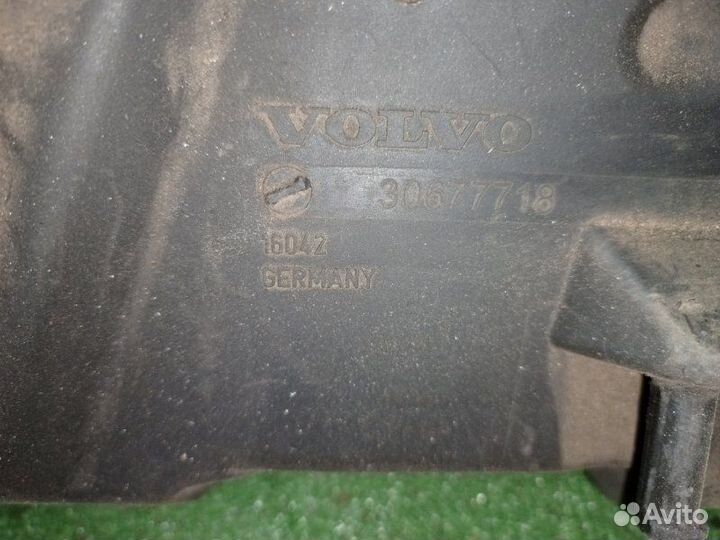 Корпус воздушного фильтра Ford Mondeo 2.5