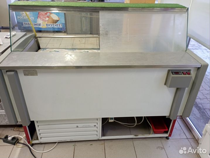 Холодильная витрина