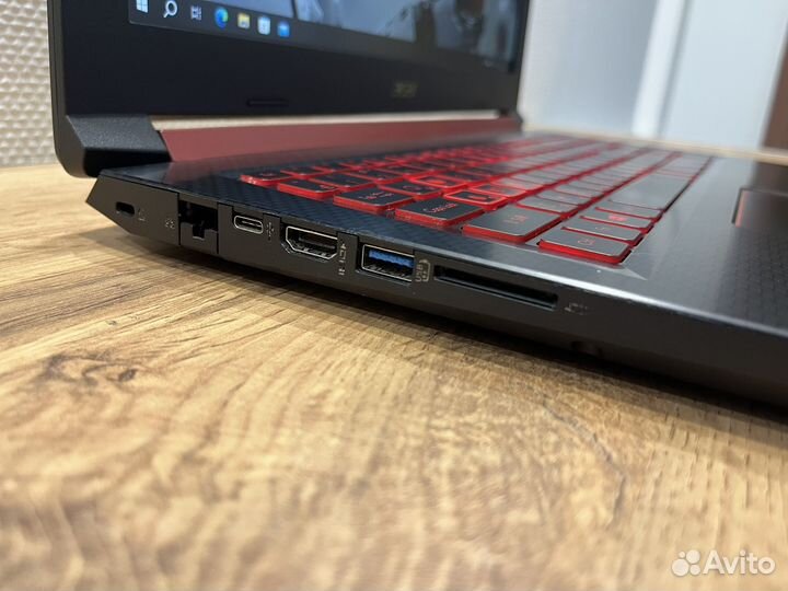 Игровой ноутбук Acer nitro