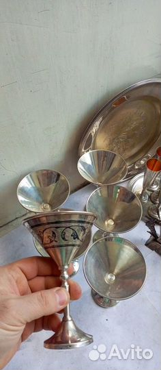 Бокалы тарелка и др серебро