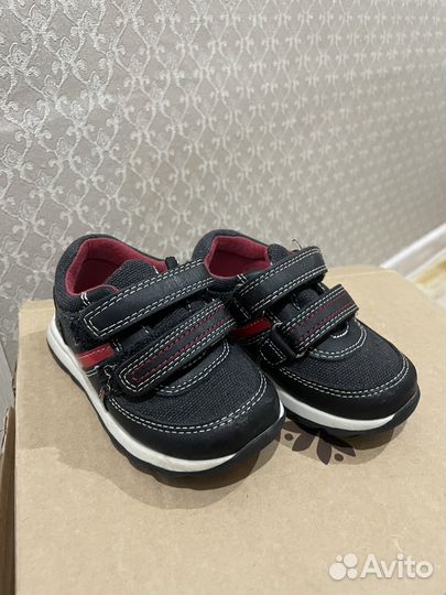 Кроссовки для мальчика