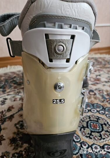 Горнолыжные ботинки женские 25.5 salomon