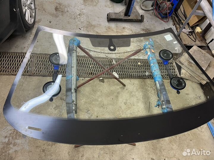 Новое лобовое стекло skoda octavia a5