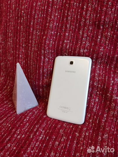Планшет Samsung Galaxy Tab3 7.0 SM-T211 на 8 марта