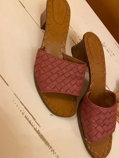 Шлепанцы Bottega Venetta