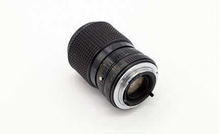 Tokina RMC 35-105mm f/3.5-4.3