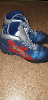 Лыжные ботинки Spine