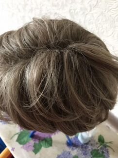 Парик из канеколона, подставка и шампунь