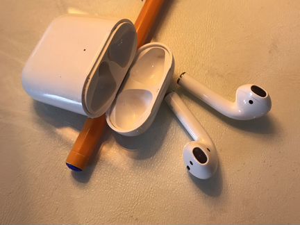 AirPods