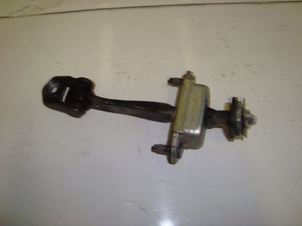 Ограничитель двери передний правый Ford Fusion