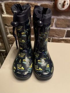 Резиновые сапоги