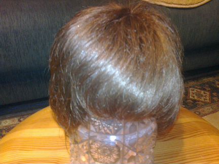 Б/У. Парик короткий, цвет12, синтетика