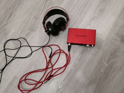Звуковая карта focusrite 2i2