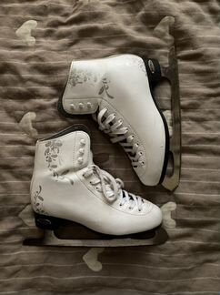Женские фигурные коньки