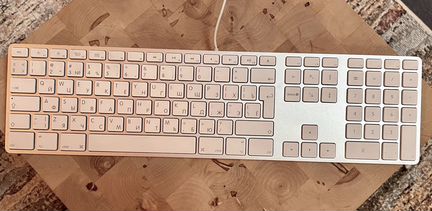 Клавиатура Apple USB Wired Keyboard (A1243)