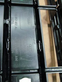 Решётка радиатора audi А8 4H