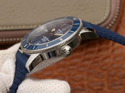 Breitling SuperOcean (и чёрные)