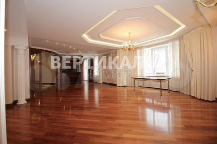 4-к квартира, 210 м², 3/4 эт.