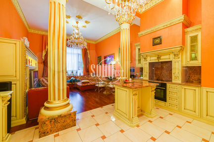 4-к квартира, 126 м², 3/22 эт.