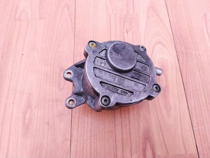 Вакуумный насос двигателя OM 642 Mercedes