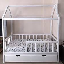 Кроватки домики классические