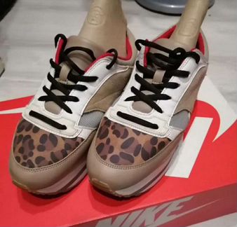 Кроссовки Zara 39