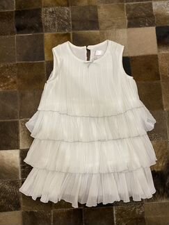 Нарядные 2 платья р.104