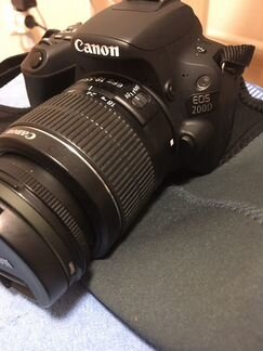 Зеркальный фотоаппарат EOS 200D