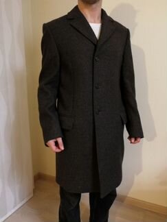 Теплое коричневое шерстяное пальто. Италия