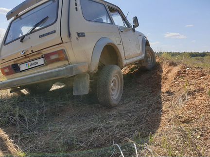 LADA 4x4 (Нива) 1.7 МТ, 1988, 198 000 км