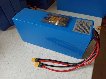 Li- (NMC) tesla 52v19,2ah c bms40a