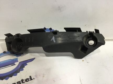 Направляющая переднего бампера правая Mazda 6 GH