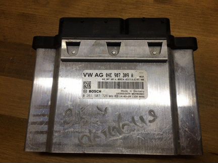 Блок управления двигателем Skoda Octavia A7