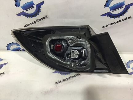 Фонарь задний правый Mazda 3 BK Хетчбек