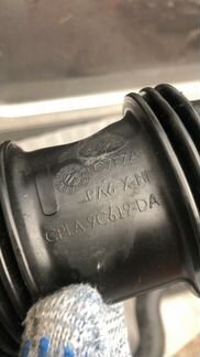 Патрубок воздушного фильтра Range Rover 4.4 diesel