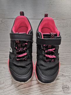 Кроссовки черные, р. 28 б/у