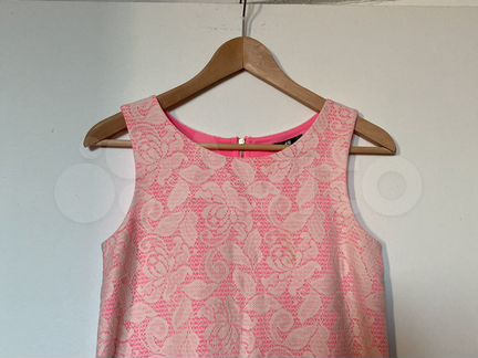 Платье розовое с кружевом XS