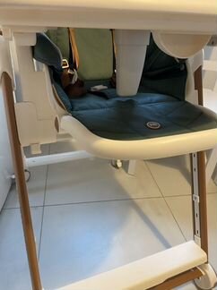 Стульчик для кормления Happy Baby