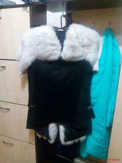Меховая жилетка