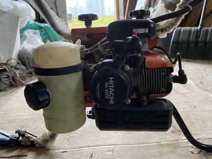Мотобур hitachi DA 300E в комплекте с шнеком