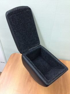 Подлокотник Ford Focus 2. Новый в наличии