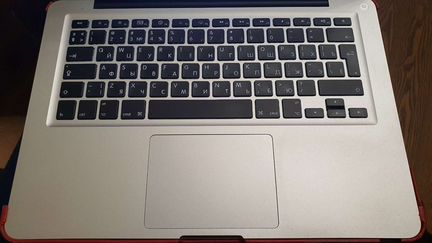 Ноутбук Apple MacBook Pro 13,2010