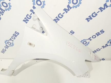 Крыло правое Honda Insight ZE2 белый 2009г