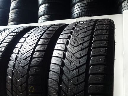 235 55 19 Pirelli Scorpion Winter El