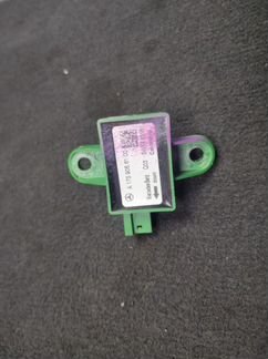 Датчик бокового удара Mercedes W204 W204 C200