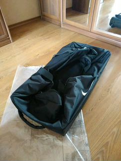 Новая сумка Nike